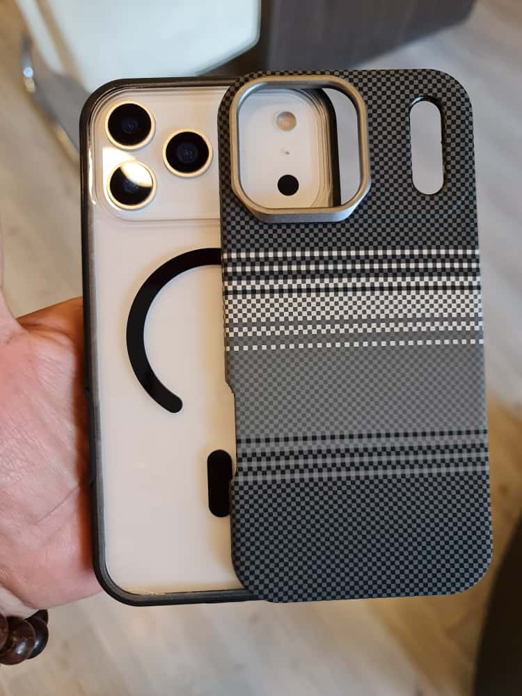 Twin Side Carbon Fiber Magsafe Phone Case (Grey)