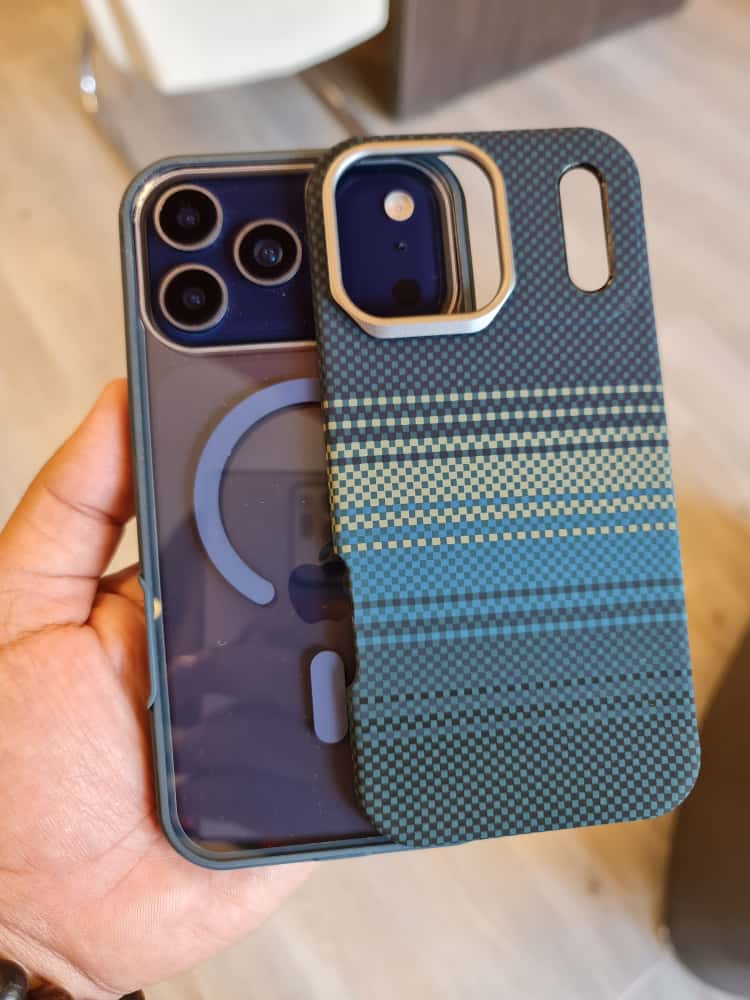 Twin Side Carbon Fiber Magsafe Phone Case (Blue)