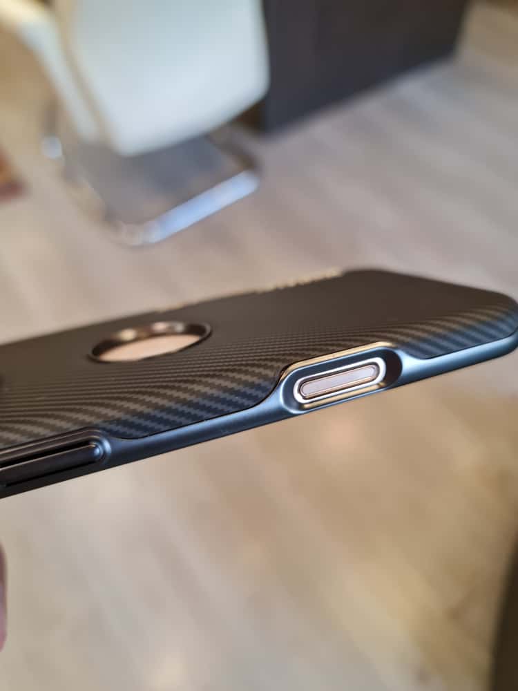 RIMBMAX Luxury glazed carbon case For Iphone