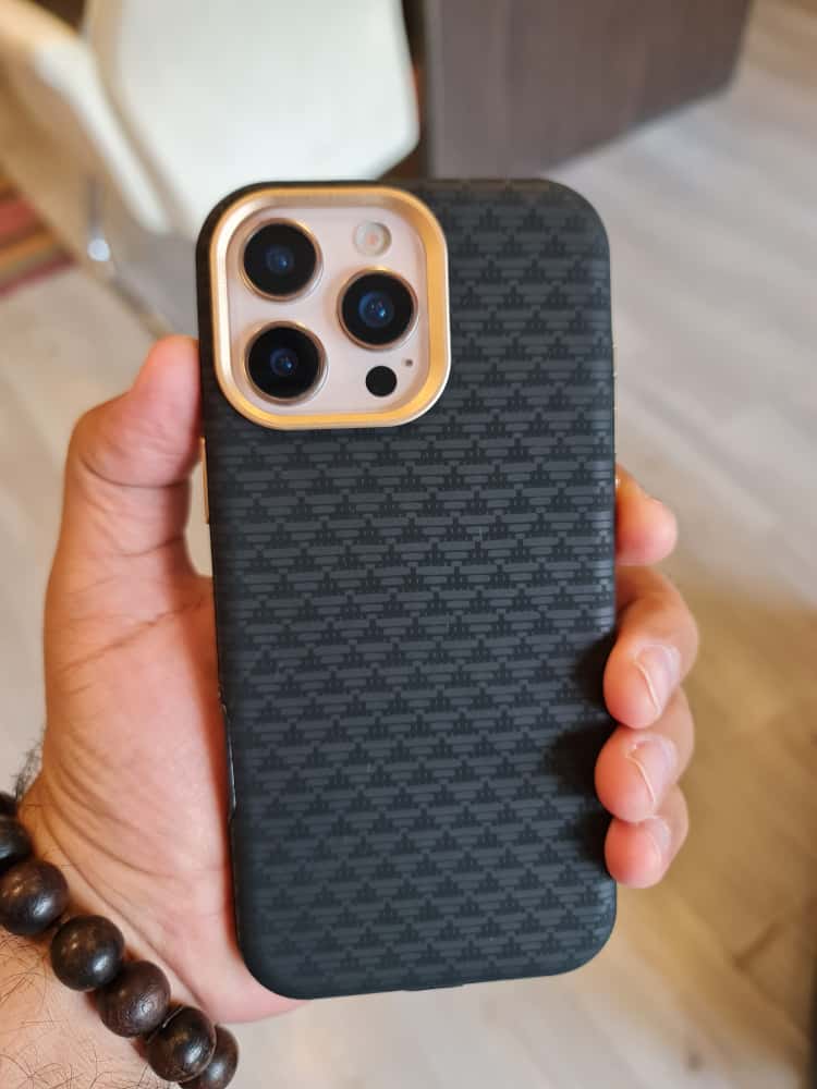 RIMBMAX iPhone Premium Colorful patterned Flip Case