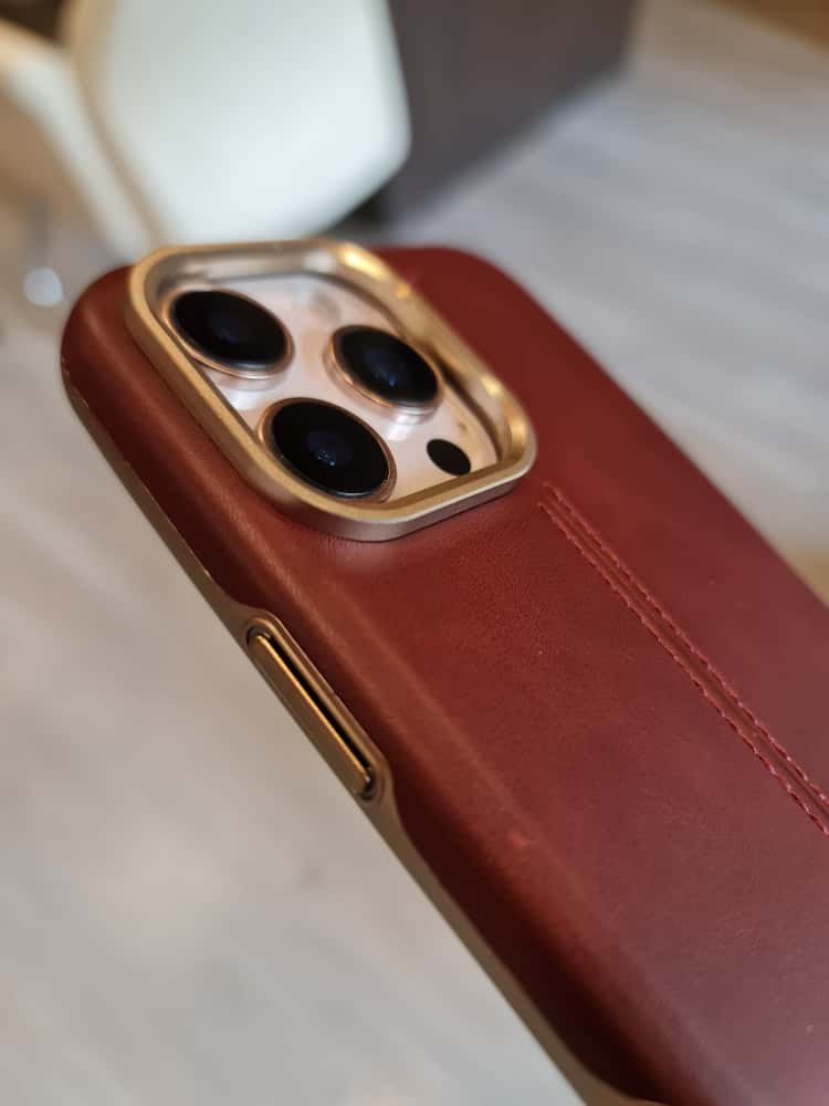 RIMBMAX iPhone Leather Custom Design Magnetic Protective Back Cover