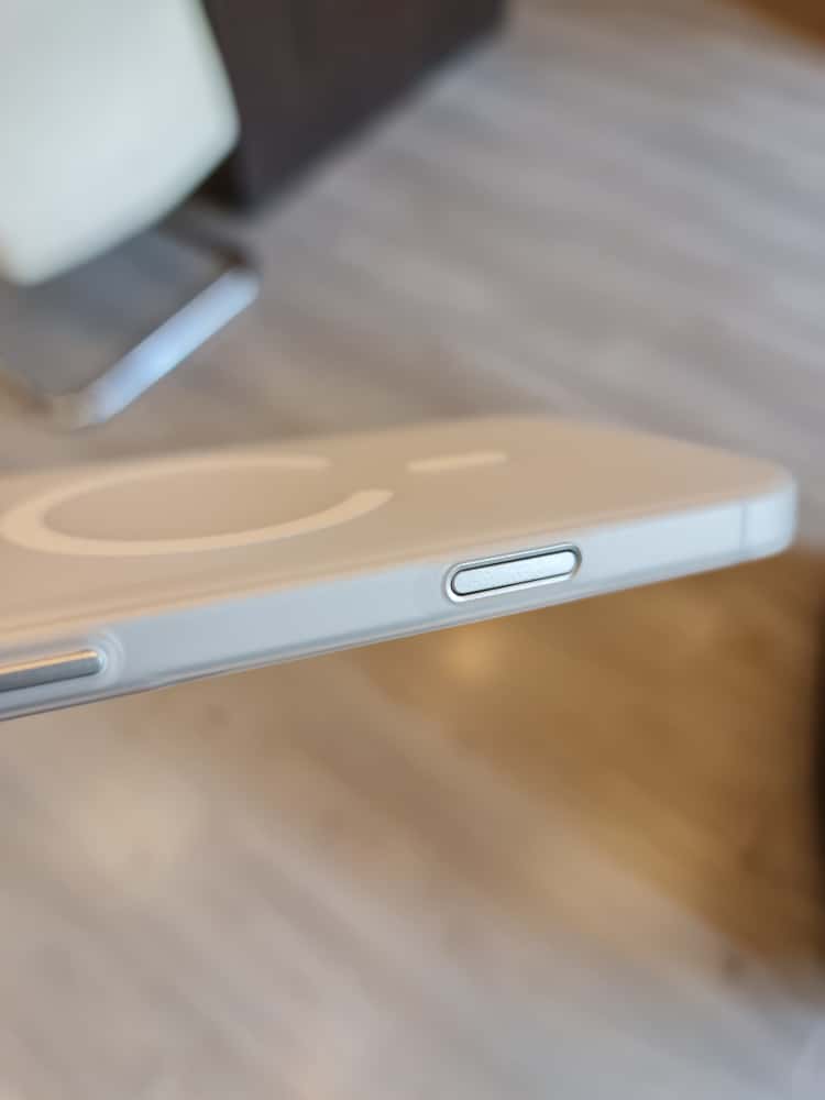 Gorgeous clear frosted case for iPhone(White)