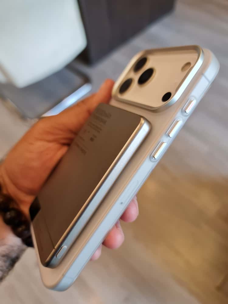 Gorgeous clear frosted case for iPhone(White)