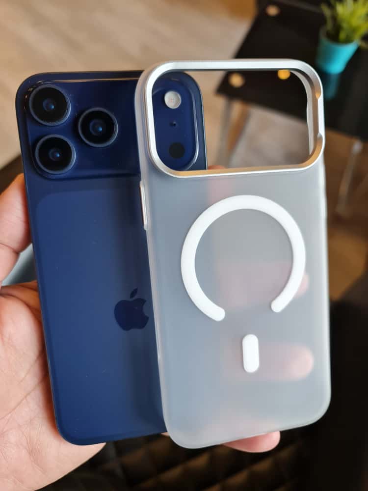 Gorgeous clear frosted case for iPhone(White) 2