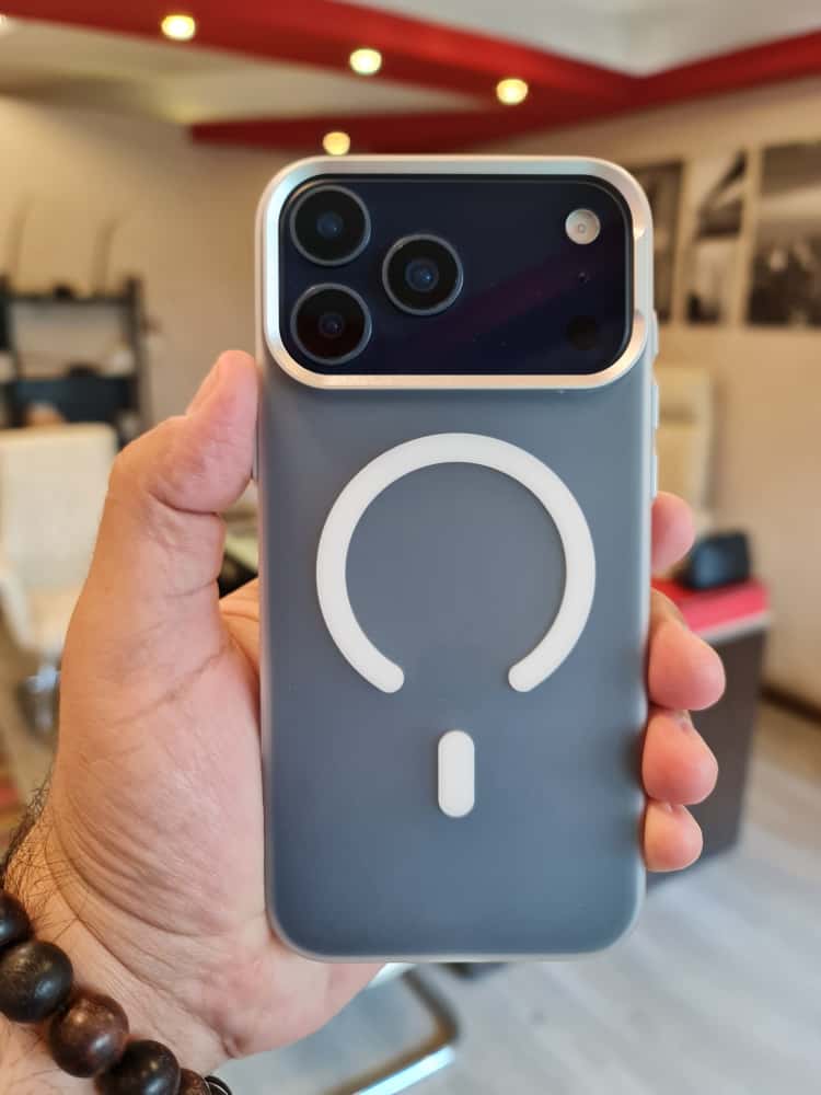 Gorgeous clear frosted case for iPhone(White) 2