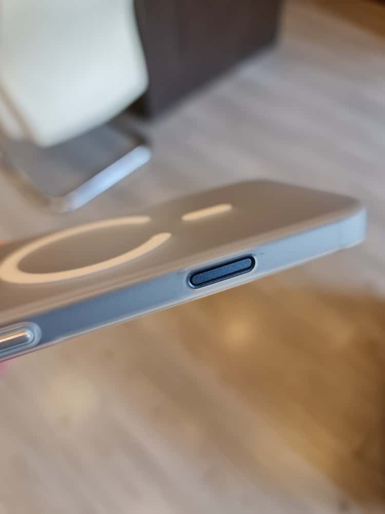 Gorgeous clear frosted case for iPhone(White) 2