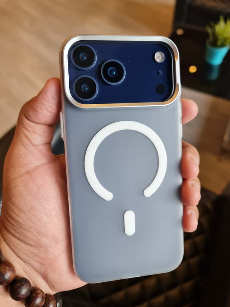 Gorgeous clear frosted case for iPhone(White) 2