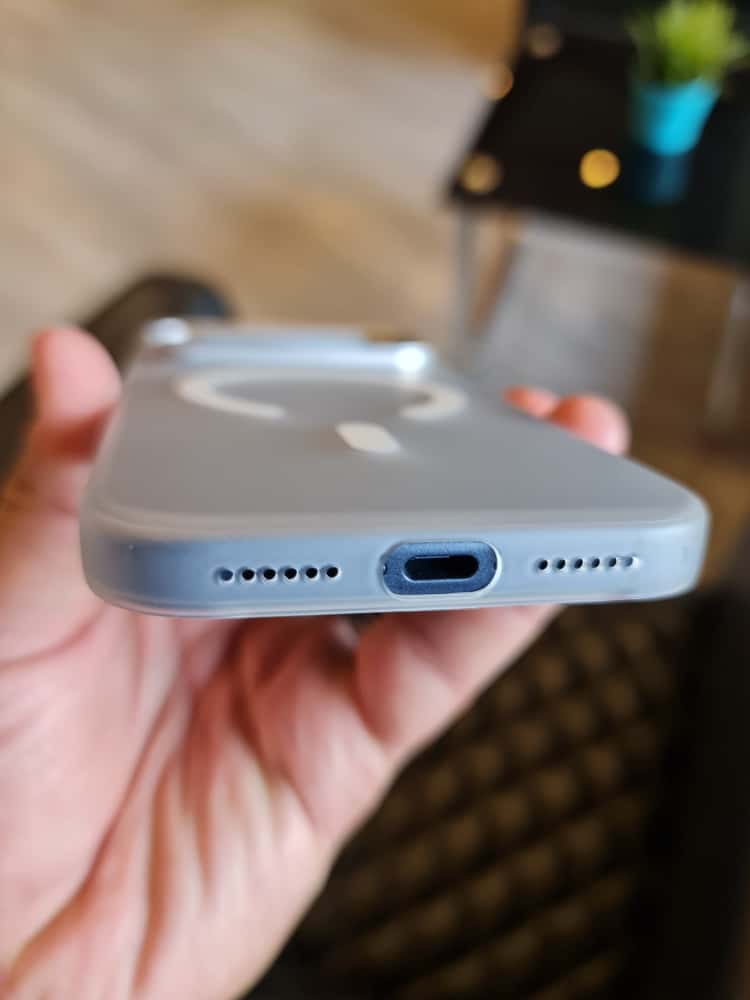 Gorgeous clear frosted case for iPhone(White) 2