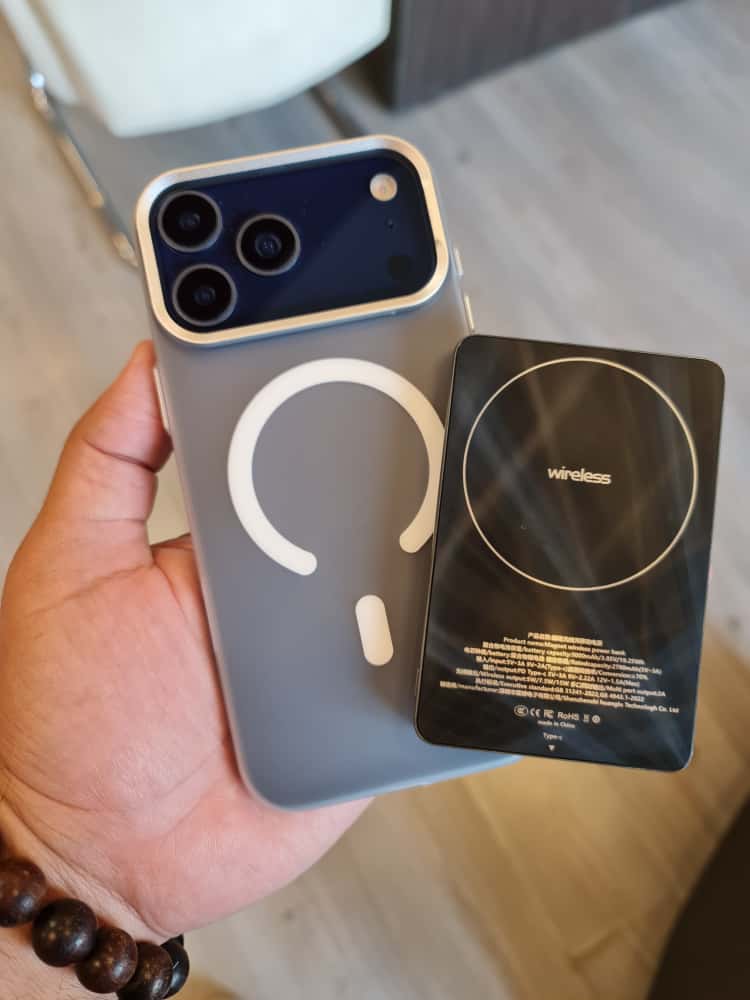 Gorgeous clear frosted case for iPhone(White) 2