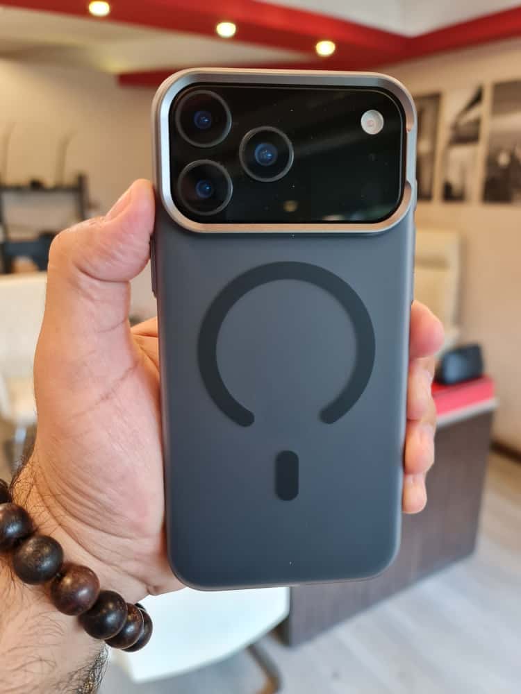 Gorgeous clear frosted case for iPhone(Black)