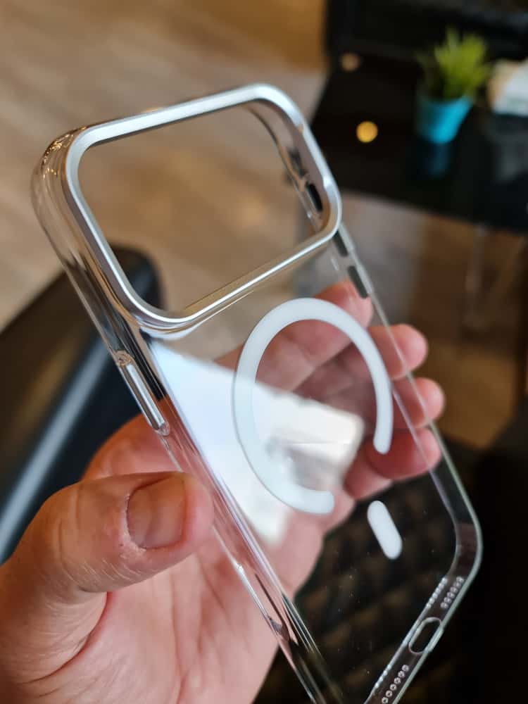 Gorgeous clear glossy case for iPhone (White) 2