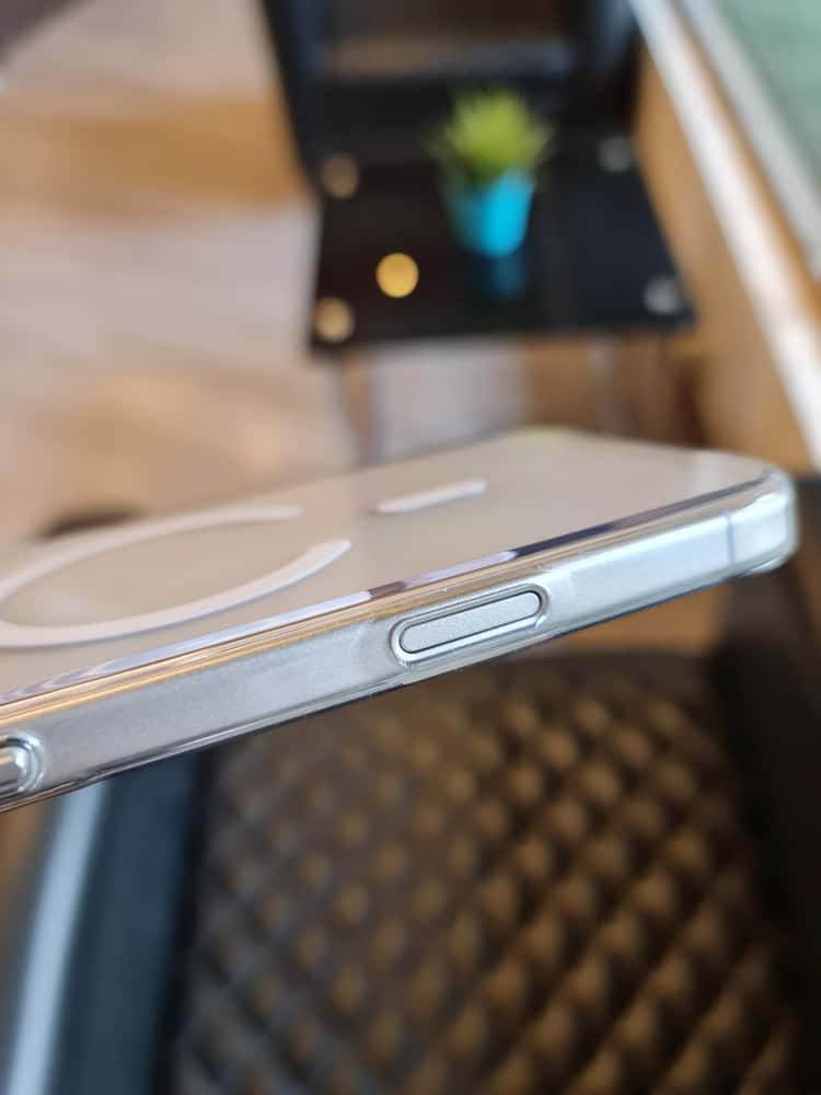 Gorgeous clear glossy case for iPhone (White)