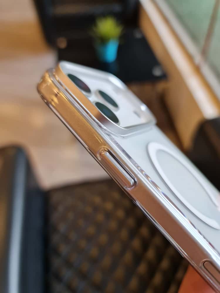 Gorgeous clear glossy case for iPhone (White)