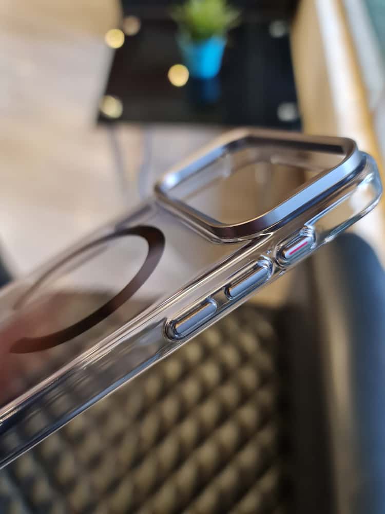 Gorgeous clear glossy case for iPhone (Black)