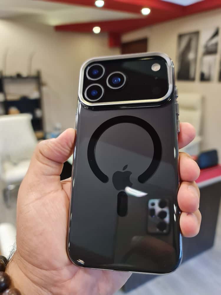 Gorgeous clear glossy case for iPhone (Black)