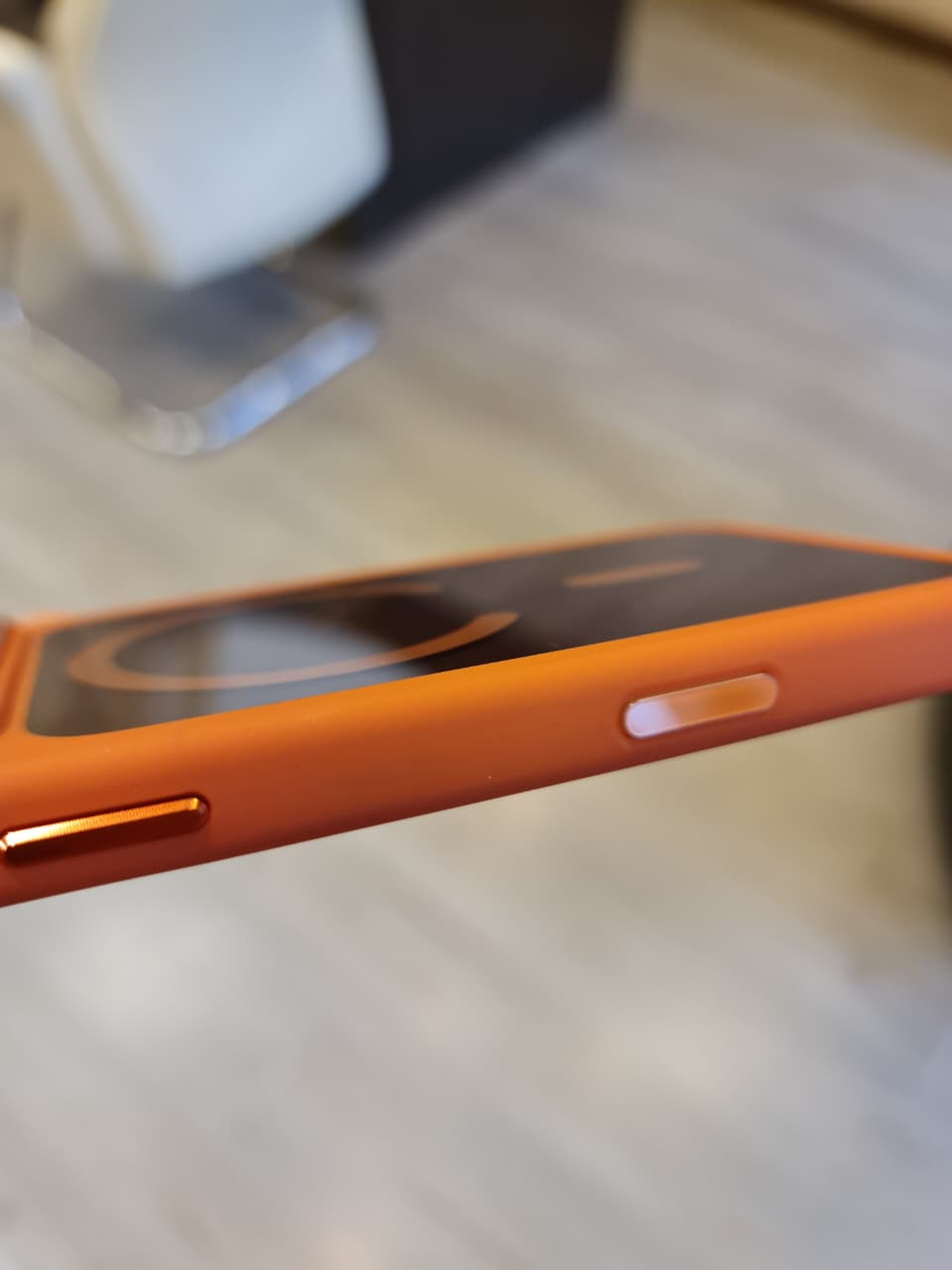 Popular TPU Acrylic Clear Magnetic Phone Case for iPhone 17 Pro Max (Orange)