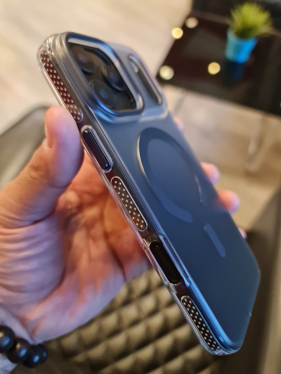 Gradient Color Translucent Magnetic Rugged Phone Case for iPhone 17 Series(Shape 2)