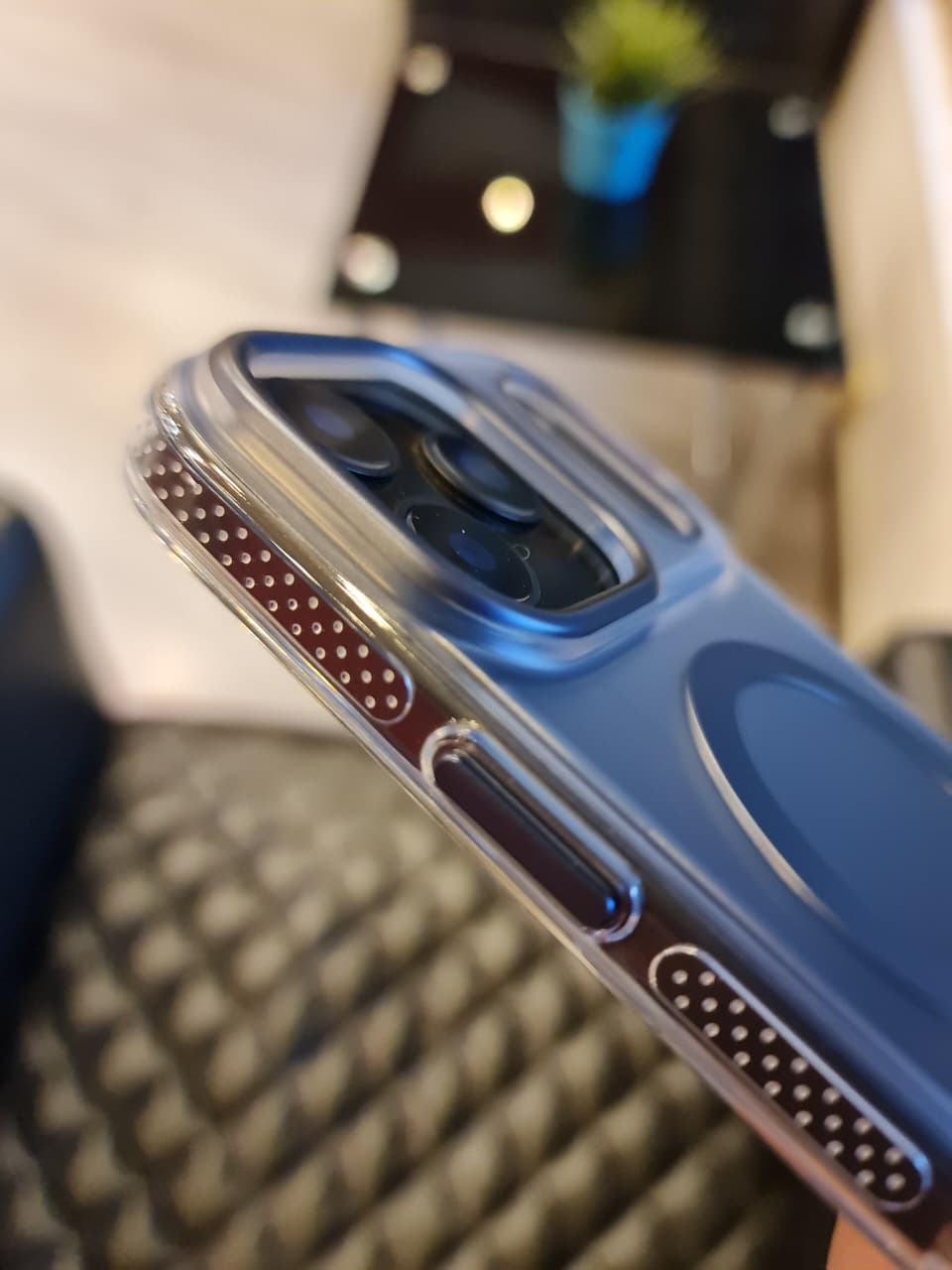 Gradient Color Translucent Magnetic Rugged Phone Case for iPhone 17 Series(Shape 2)