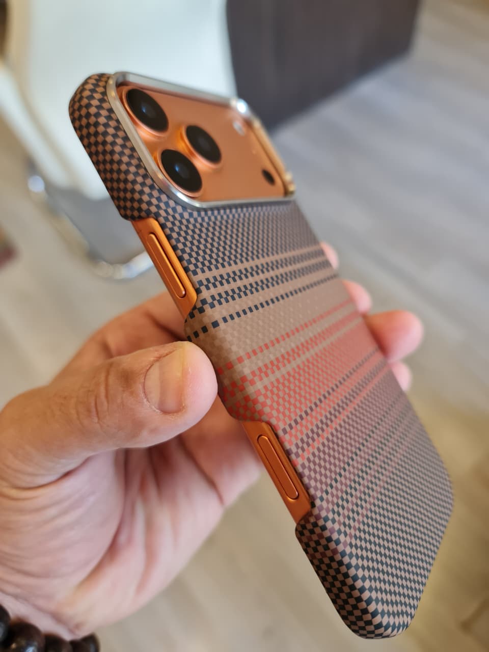 High Quality Carbon Fiber Mobile Phone Case Cover for iPhone(Brown)