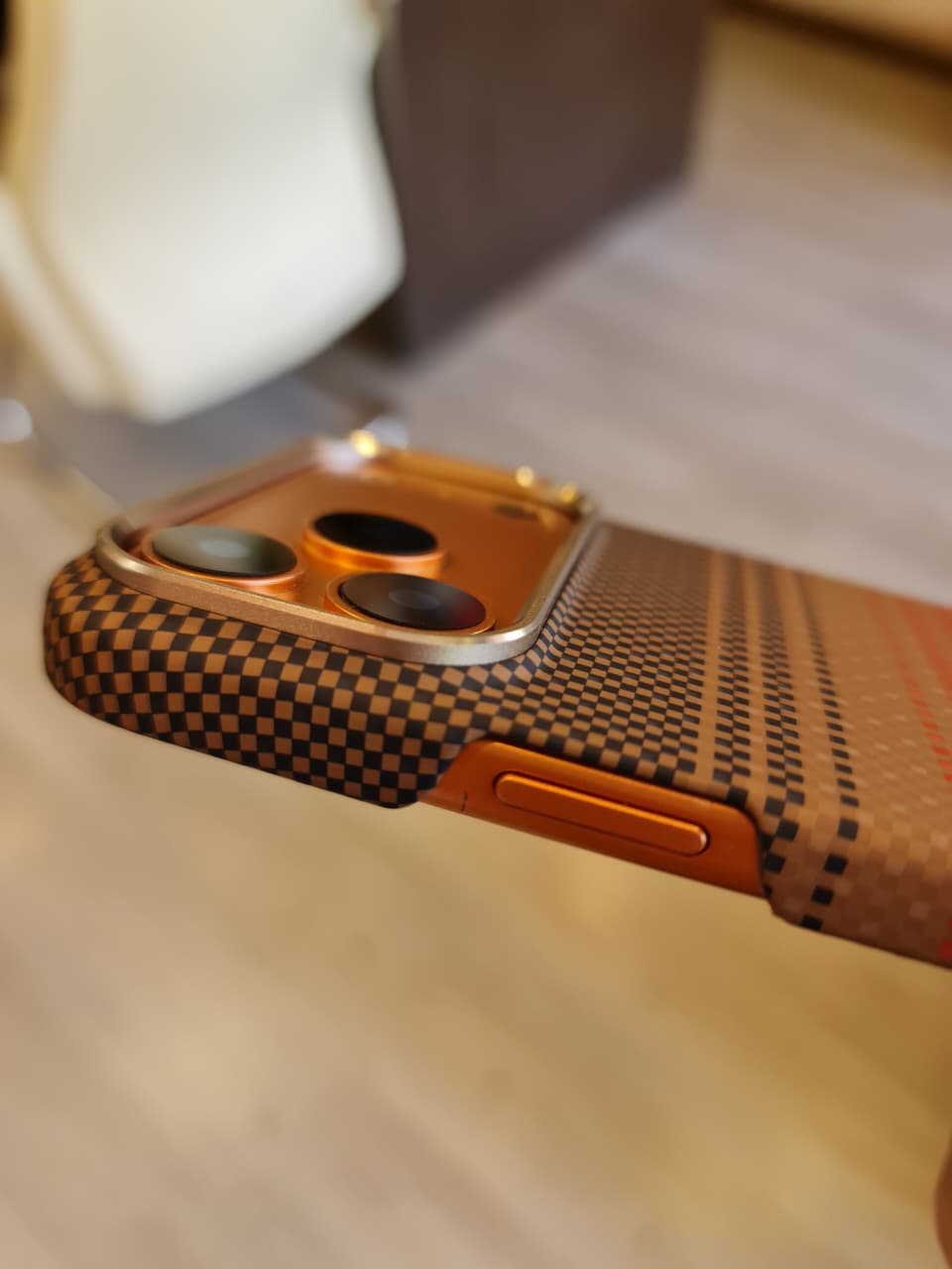 High Quality Carbon Fiber Mobile Phone Case Cover for iPhone(Brown)