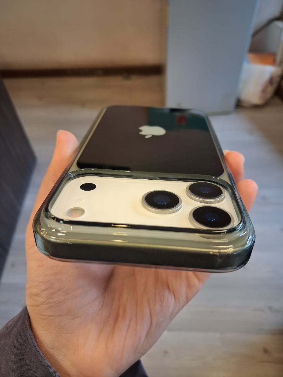 High-end Acrylic Color Design Clear Magnetic Case for iPhone 17 Pro Max