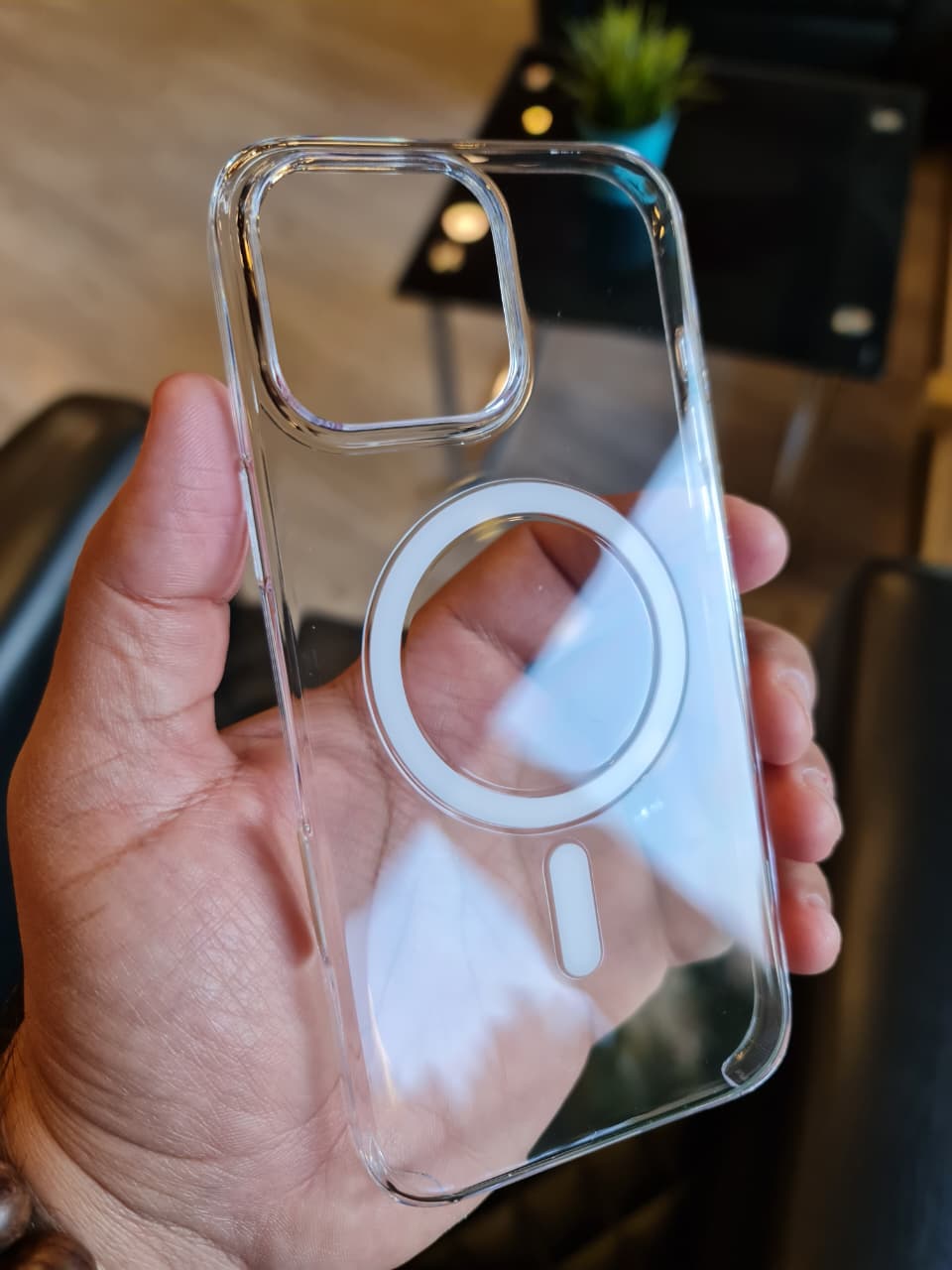 Clear MagSafe compatible Case