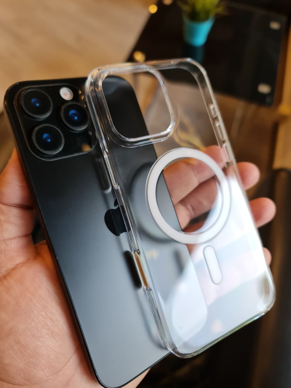 Clear MagSafe compatible Case