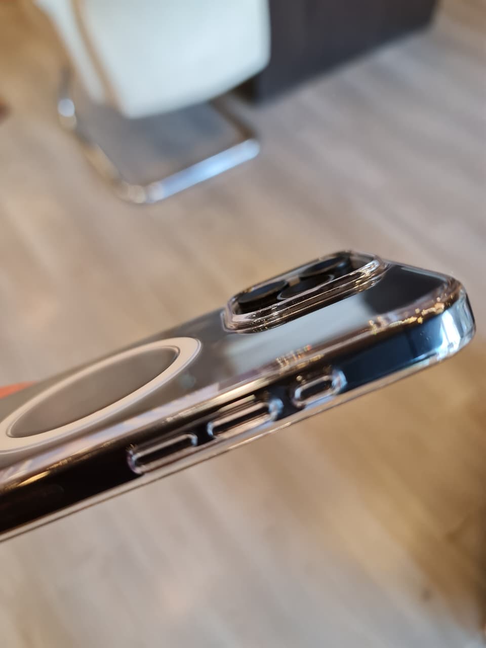 Clear MagSafe compatible Case