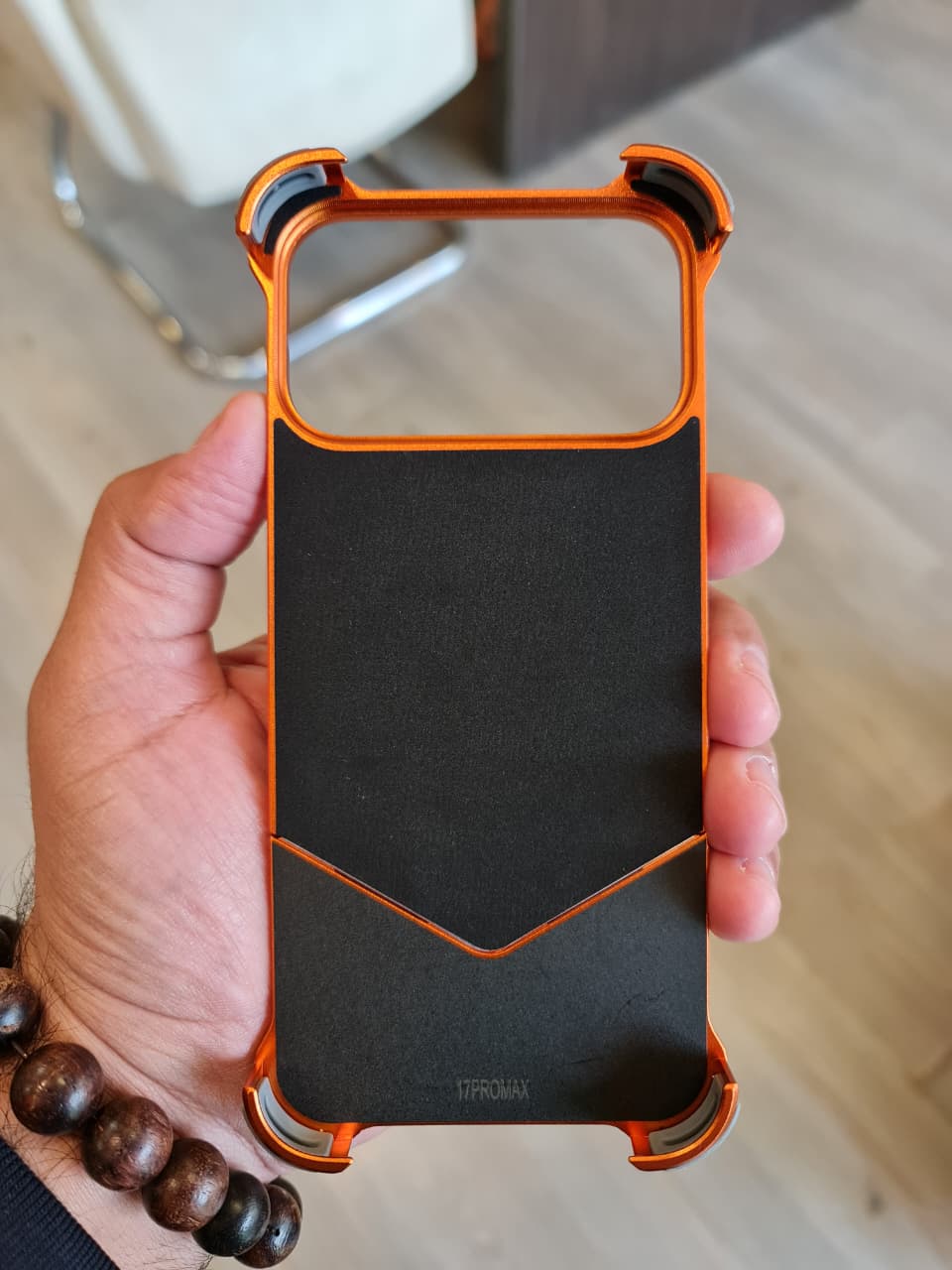 Magnetic Metal Premium Wooden Frameless Case For Iphone 17 Pro max