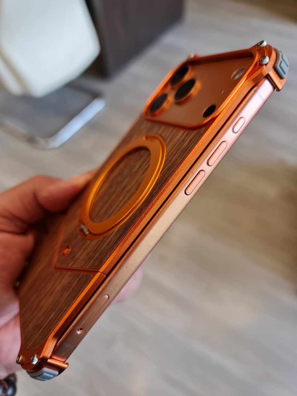 Magnetic Metal Premium Wooden Frameless Case For Iphone 17 Pro max