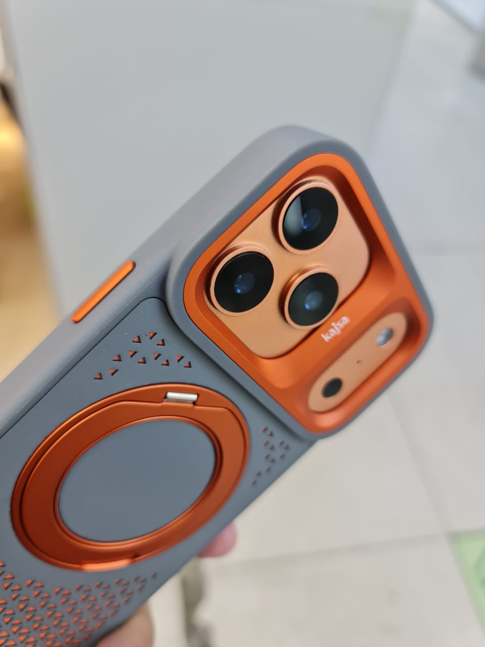 Kajsa GeoRing Case for iPhone 17 Pro Max