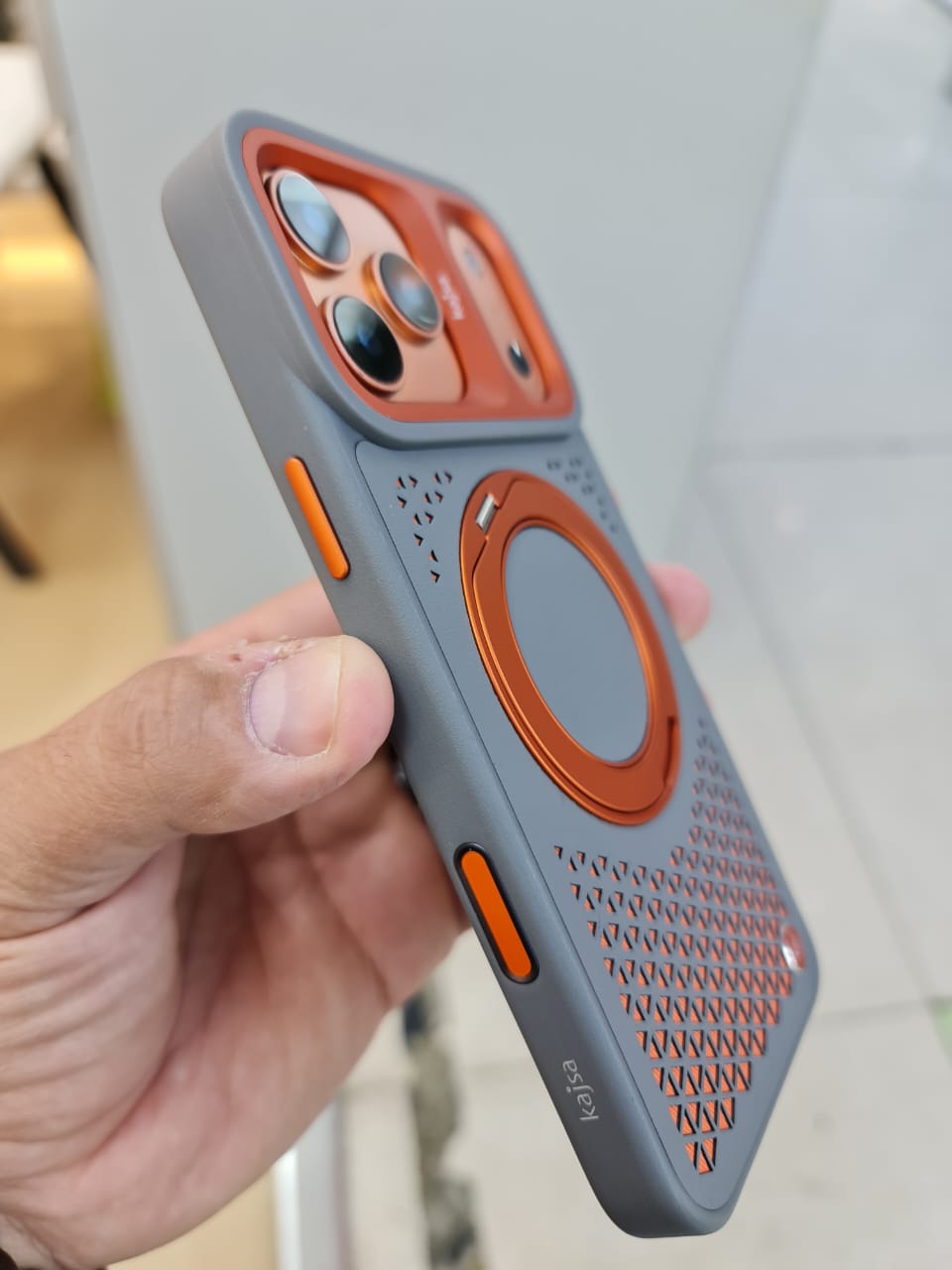 Kajsa GeoRing Case for iPhone 17 Pro Max