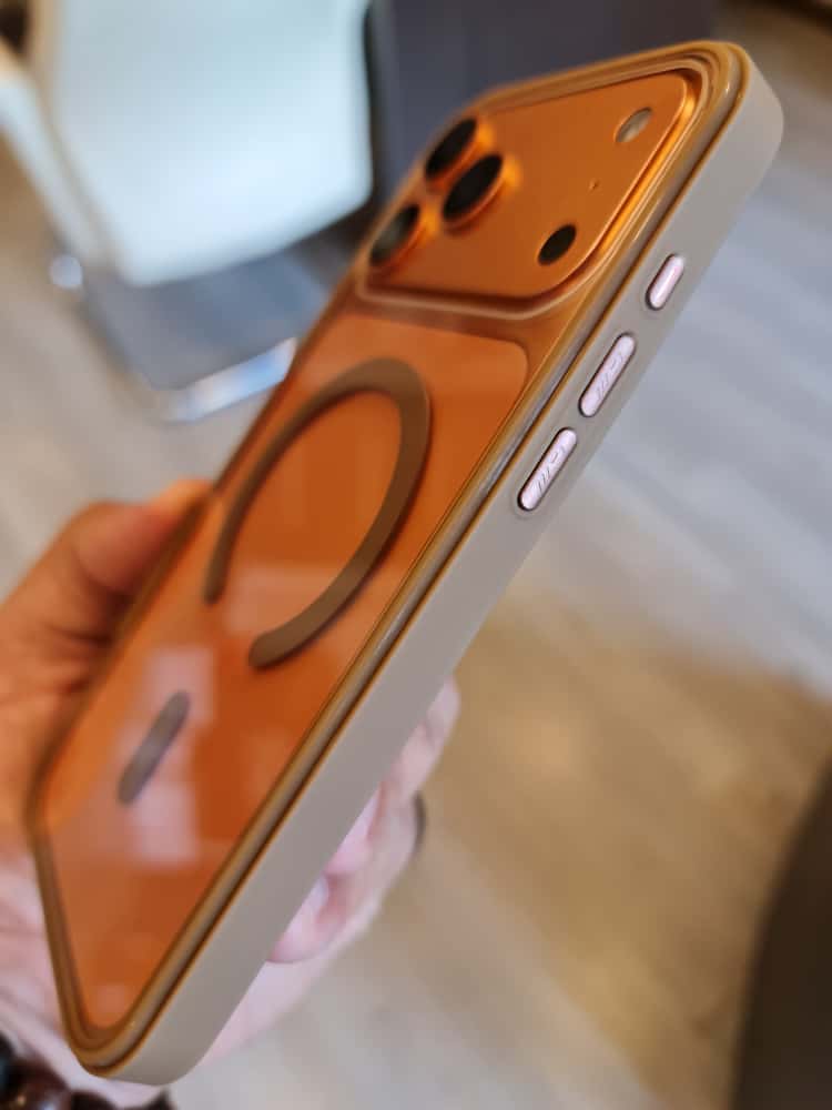 Twin Side Carbon Fiber Magsafe Phone Case (Brown)