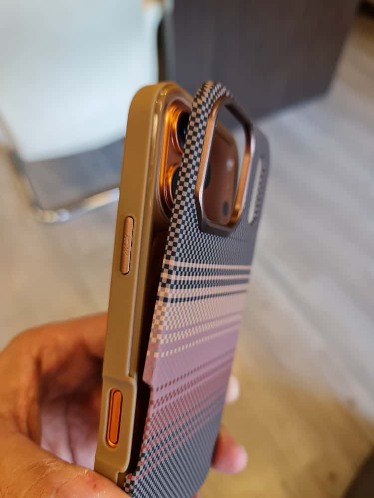 Twin Side Carbon Fiber Magsafe Phone Case (Brown)