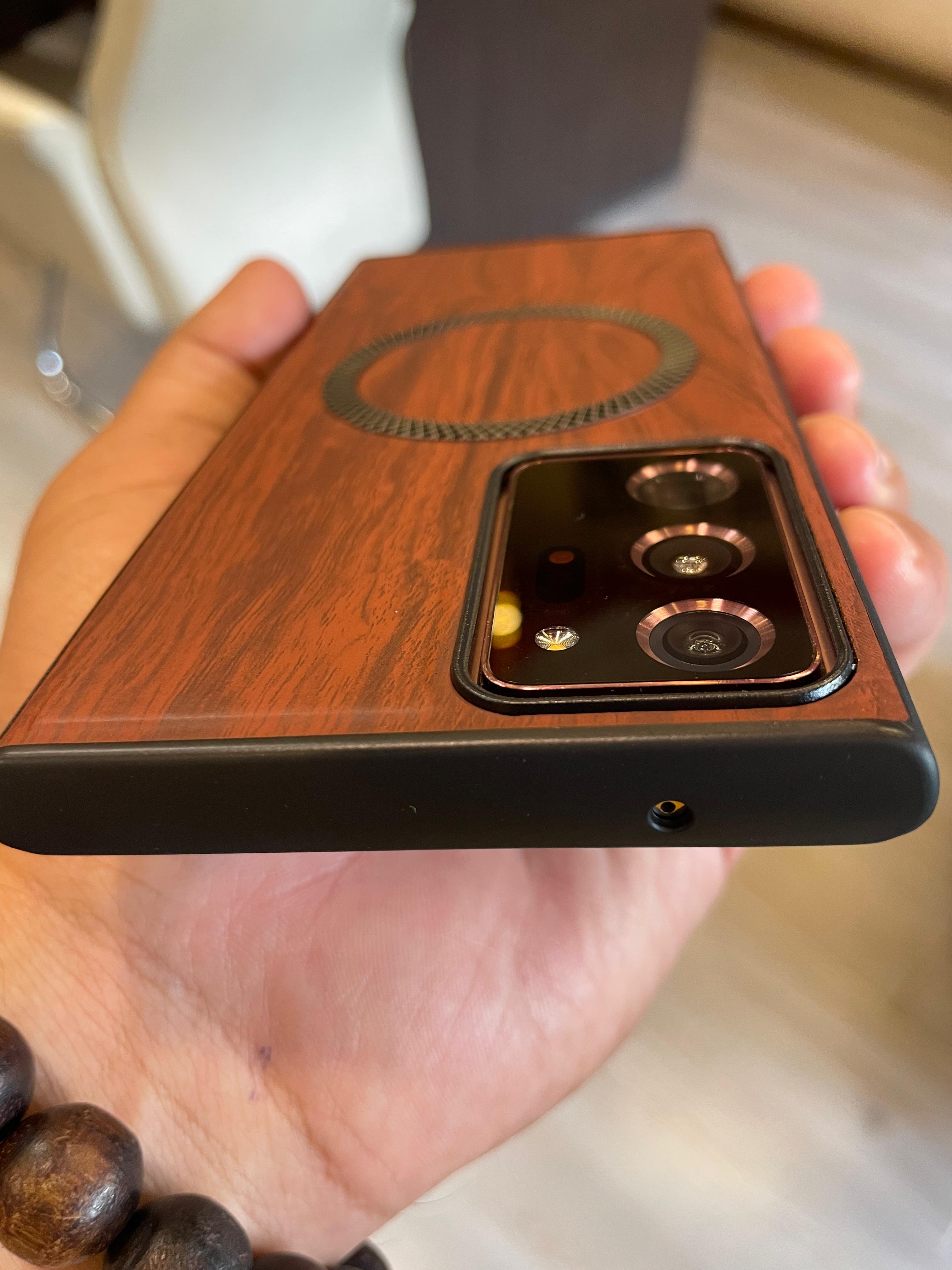 Elegant wooden case For Note 20 U (Brown)