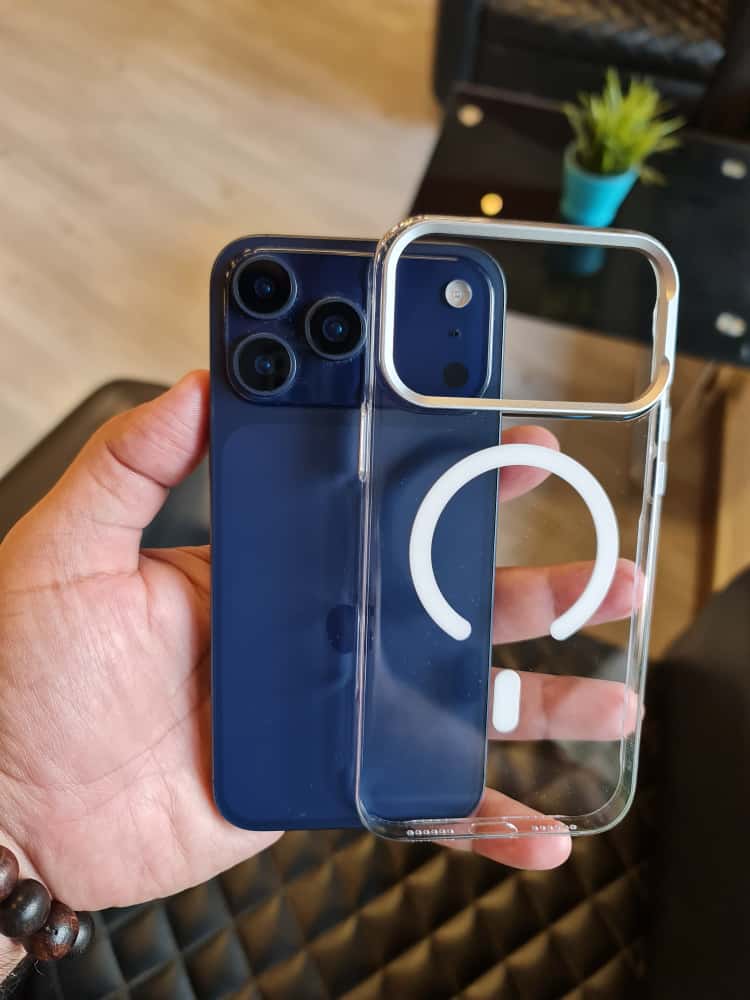 Gorgeous clear glossy case for iPhone (White) 2