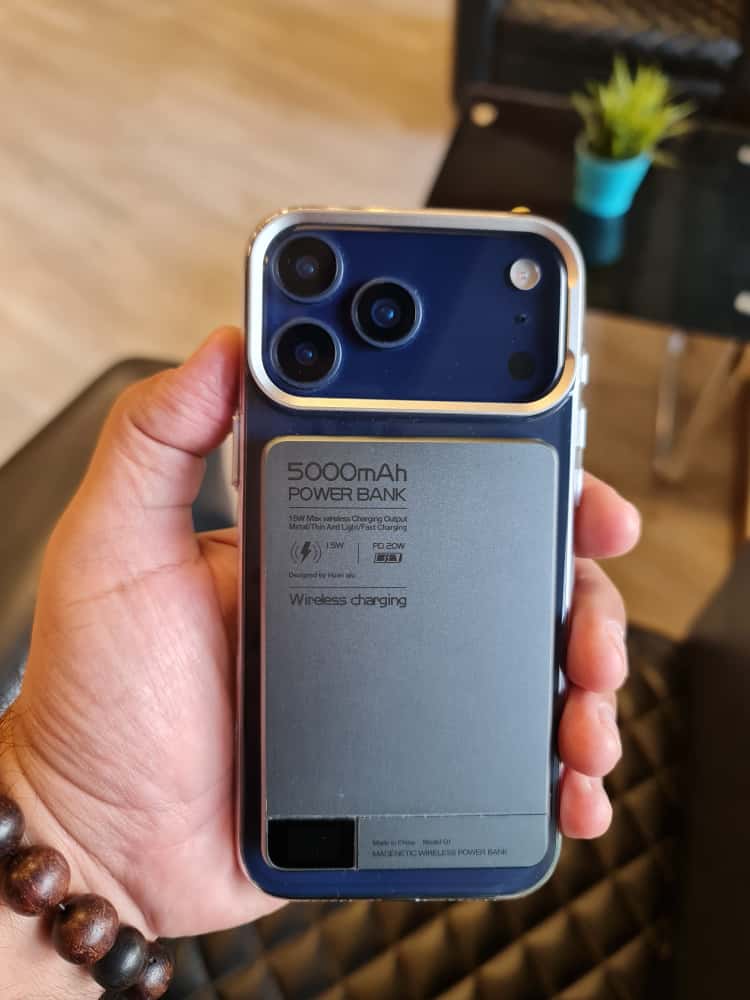 Gorgeous clear glossy case for iPhone (White) 2