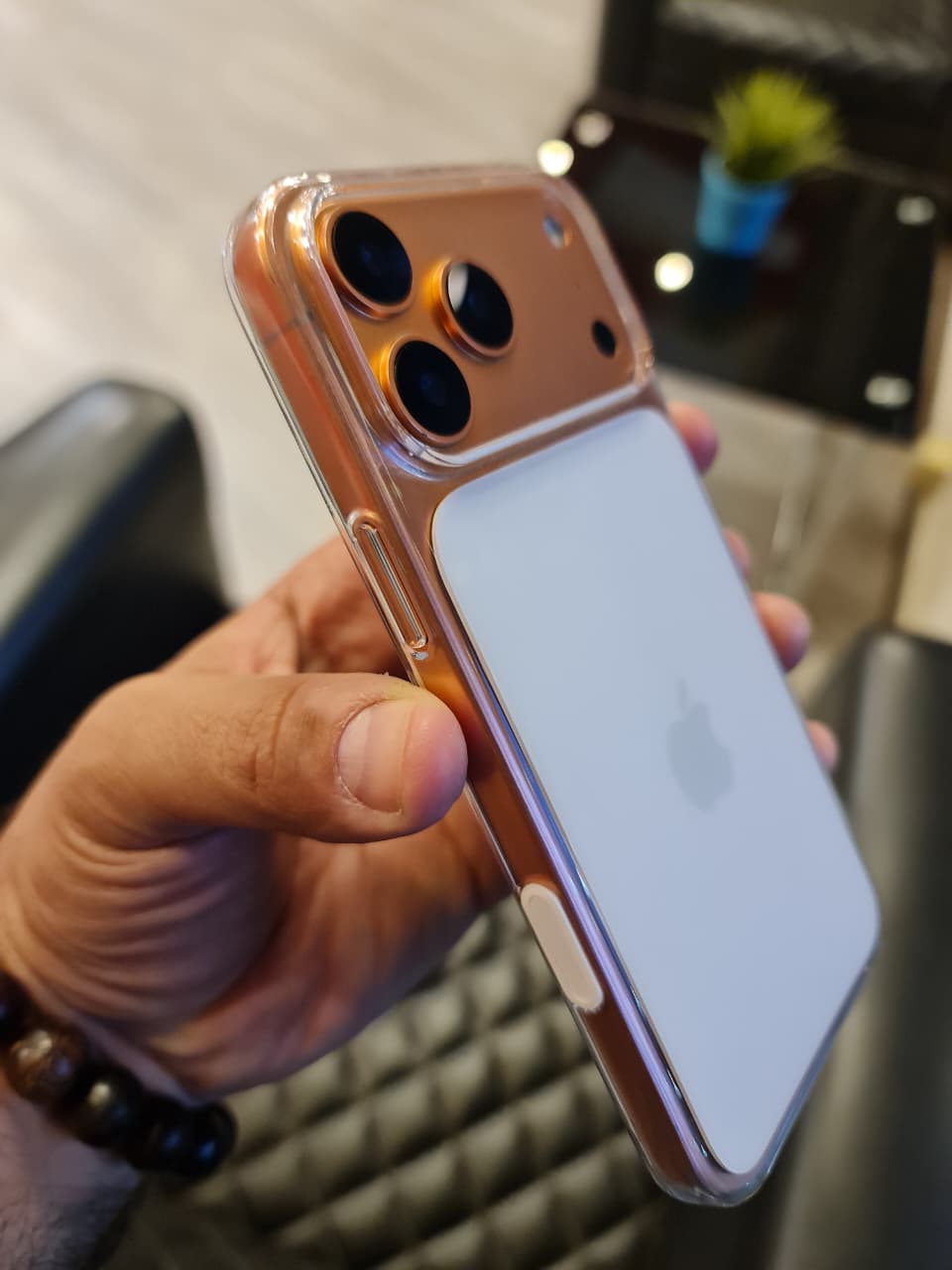 Clear Magnetic MagSafe Case for iPhone 17 Pro max