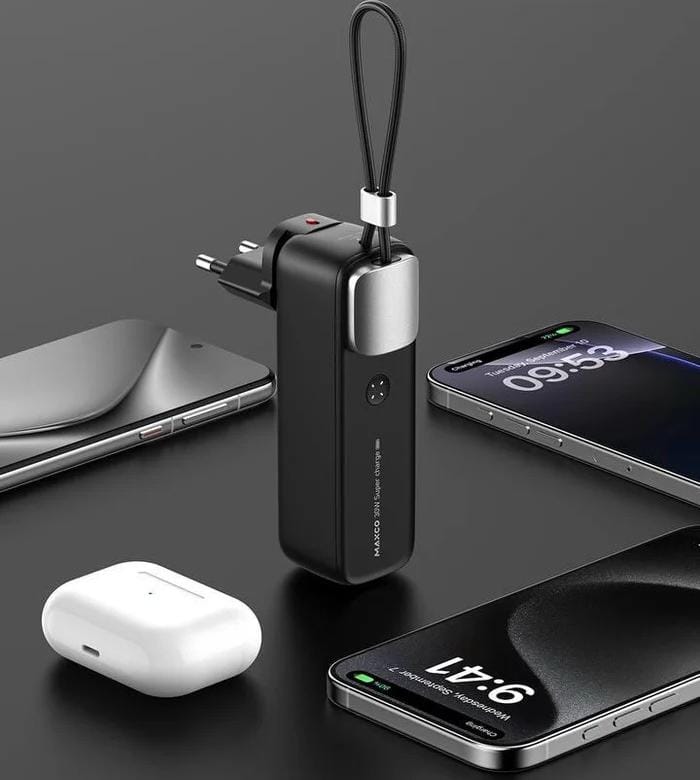 Maxco MP40 3*1 Fast Charging Power Pank 30W