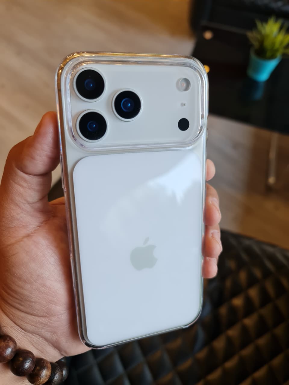 High-end Acrylic Color Design Clear Magnetic Case for iPhone 17 Pro Max