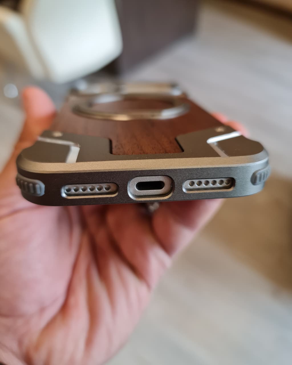 Magnetic Aluminum Metal Frameless Real Wood Case For Iphone 17 Pro max