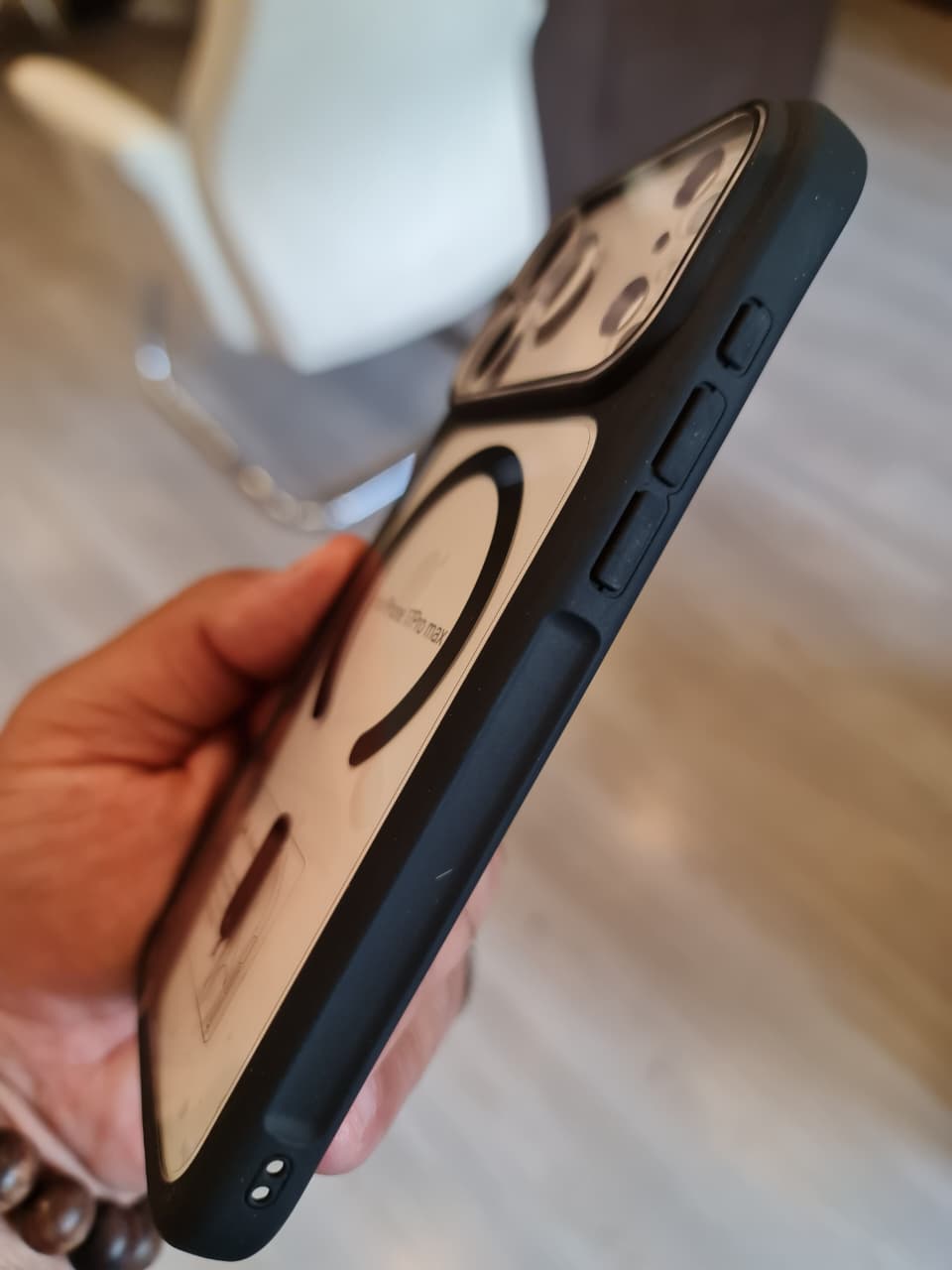 Transparent Magnetic Case for iPhone 17 Pro Max