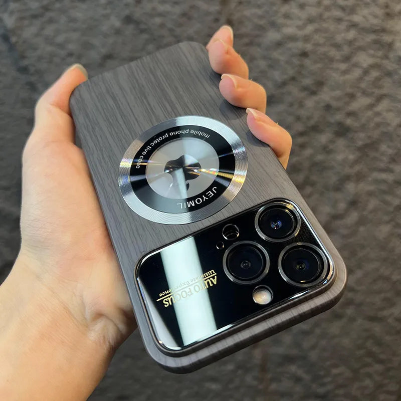 Auto Focus Wood MagSafe Lens Case
